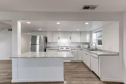 1113 Echo Rd, Redding, CA 96002 photo 11