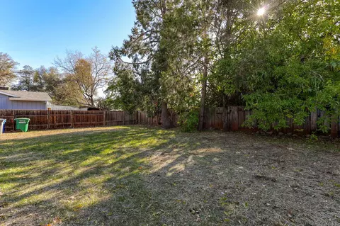 1113 Echo Rd, Redding, CA 96002 photo 42