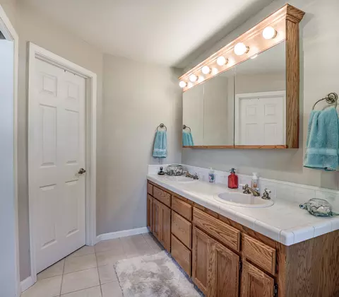 2784 Crystal Tree Dr, Redding, CA 96001 photo 25