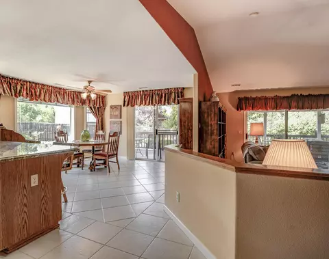 2784 Crystal Tree Dr, Redding, CA 96001 photo 12