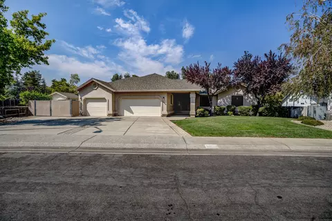 2784 Crystal Tree Dr, Redding, CA 96001 photo 1