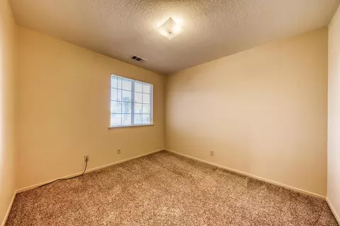 3174 Seminole Dr, Redding, CA 96001 photo 15