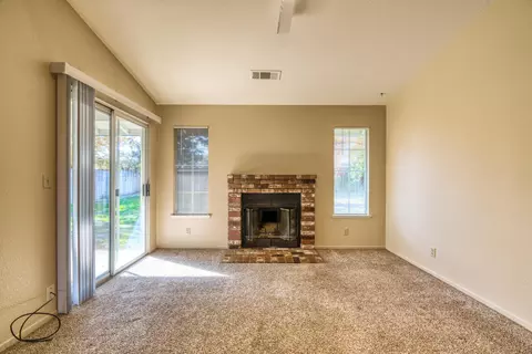 3174 Seminole Dr, Redding, CA 96001 photo 12