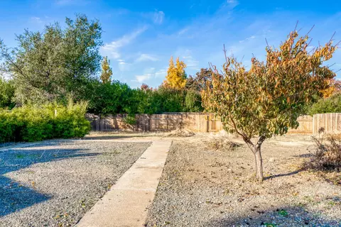4198 Diane St, Redding, CA 96002 photo 15