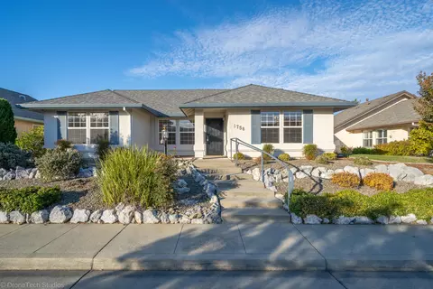 1758 Veracruz Trl, Redding, CA 96003 photo 1