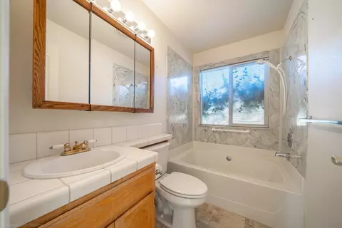 1758 Veracruz Trl, Redding, CA 96003 photo 17