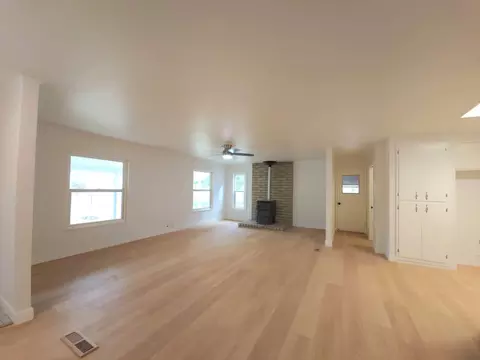 5950 Bourbon Ln, Anderson, CA 96007 photo 6