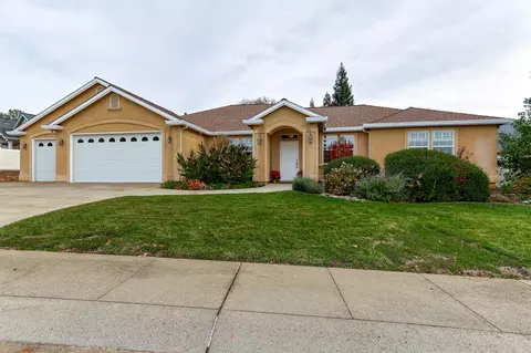 2142 Oshea Way, Redding, CA 96003