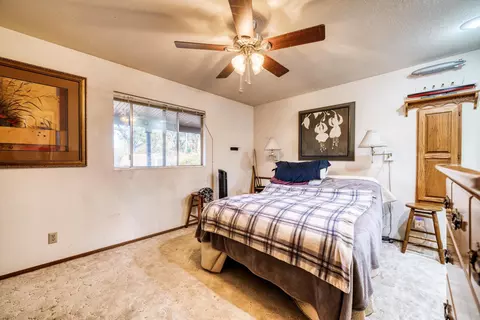 2274 Jessica Way, Redding, CA 96002 photo 10