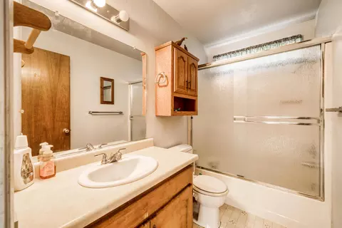 2274 Jessica Way, Redding, CA 96002 photo 11