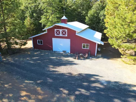 41019 Old School Rd, Fall River Mills, CA 96028 photo 7