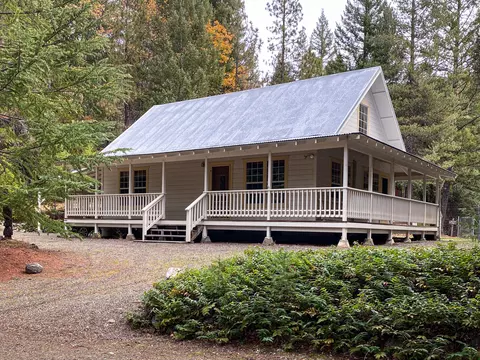 120 Button Rd, Weaverville, CA 96093 photo 1