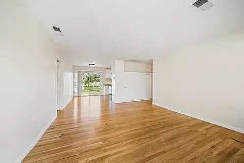 2945 West Way, Redding, CA 96002 photo 3