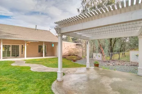 15199 Prospect Dr, Redding, CA 96001 photo 17