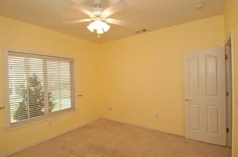 15199 Prospect Dr, Redding, CA 96001 photo 9