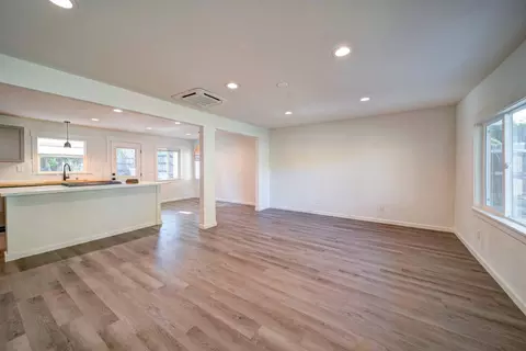 2555 North St, Redding, CA 96001 photo 7