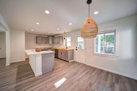2555 North St, Redding, CA 96001 photo 8