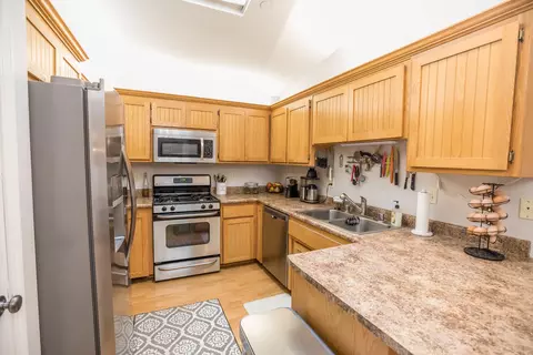 5535 Trish Ct, Redding, CA 96003 photo 4
