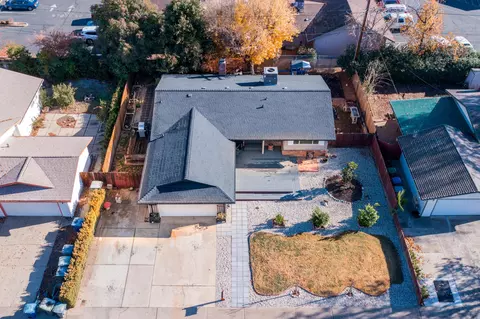 2015 Carpenter Ln, Redding, CA 96002 photo 30