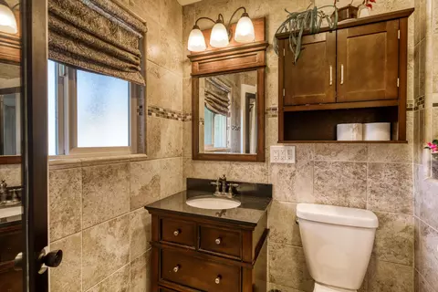 2015 Carpenter Ln, Redding, CA 96002 photo 17