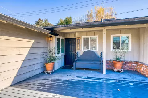 2015 Carpenter Ln, Redding, CA 96002 photo 4