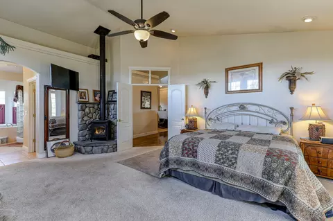 20151 Portero Dr, Redding, CA 96003 photo 70