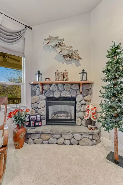 20151 Portero Dr, Redding, CA 96003 photo 86