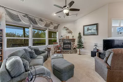 20151 Portero Dr, Redding, CA 96003 photo 13