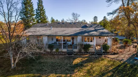 20151 Portero Dr, Redding, CA 96003 photo 4