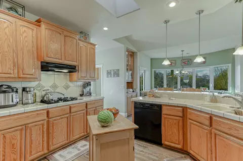 20151 Portero Dr, Redding, CA 96003 photo 16
