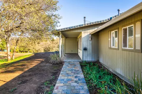 14195 Wyndhaven Dr, Red Bluff, CA 96080 photo 4