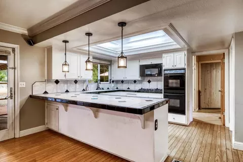 8472 Copper Dr, Redding, CA 96001 photo 18