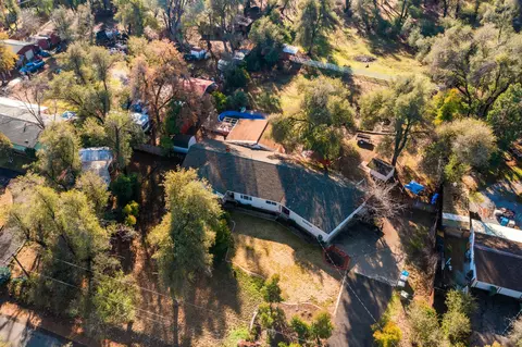 8472 Copper Dr, Redding, CA 96001 photo 43