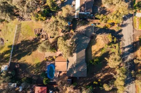 8472 Copper Dr, Redding, CA 96001 photo 45