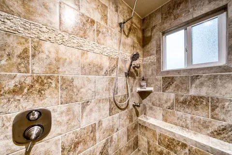 8472 Copper Dr, Redding, CA 96001 photo 24