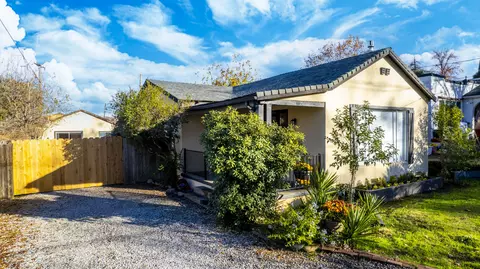 1135 Olive Ave, Redding, CA 96001 photo 1
