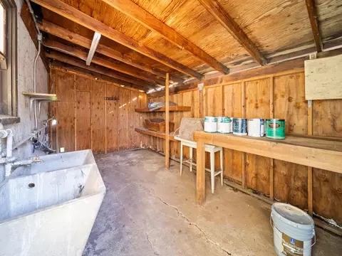 1135 Olive Ave, Redding, CA 96001 photo 17