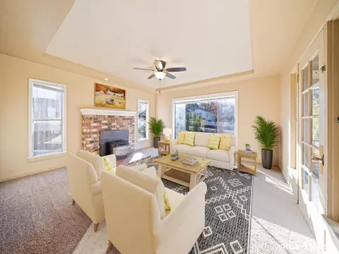 1135 Olive Ave, Redding, CA 96001 photo 3