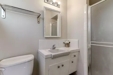 2025 Sycamore Dr, Redding, CA 96001 photo 22