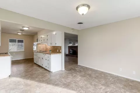 2025 Sycamore Dr, Redding, CA 96001 photo 15
