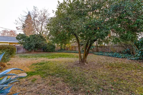 2025 Sycamore Dr, Redding, CA 96001 photo 35