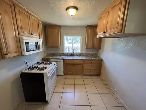 2340 Sacramento Dr, Redding, CA 96001 photo 31