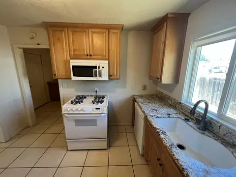 2340 Sacramento Dr, Redding, CA 96001 photo 34