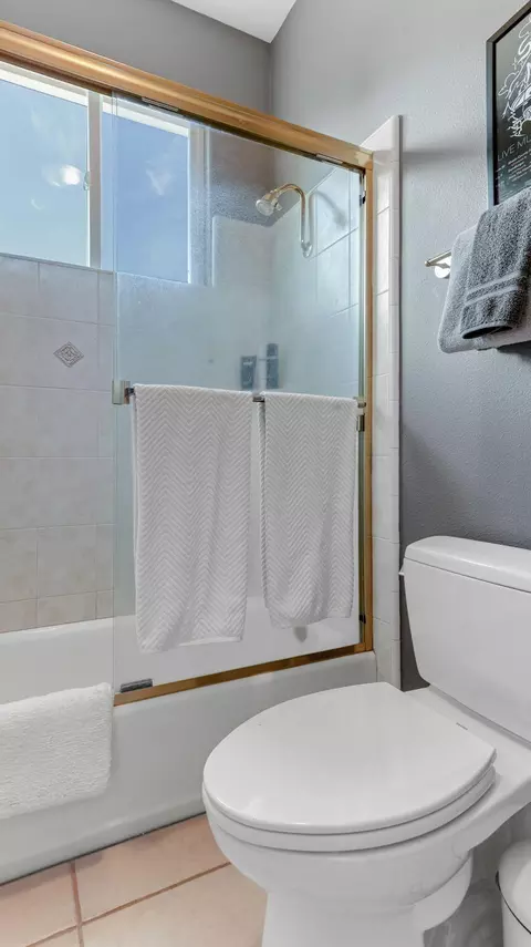 3390 Wimbledon Dr, Redding, CA 96002 photo 35