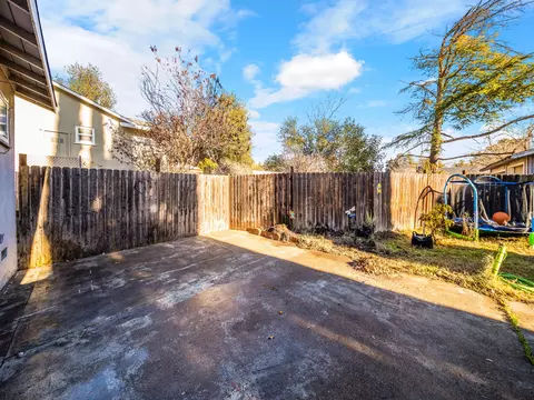 2921 West Way, Redding, CA 96002 photo 20