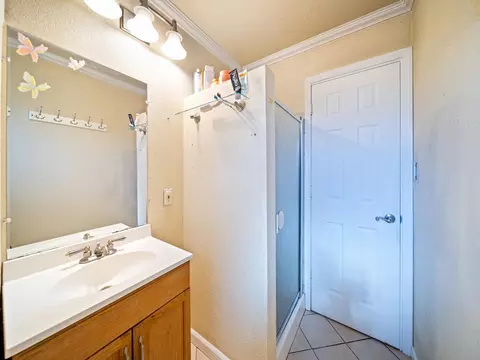 2921 West Way, Redding, CA 96002 photo 16