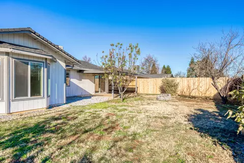3715 Capricorn Way, Redding, CA 96002 photo 26