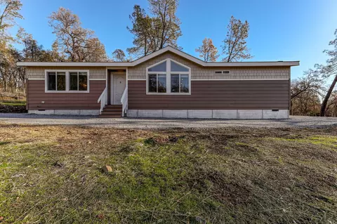 13926 Bear Cub Ct, Redding, CA 96003 photo 4