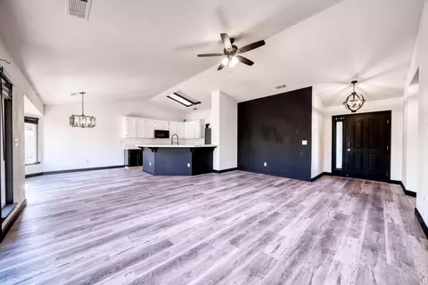 3525 Sunglow Dr, Redding, CA 96001 photo 5
