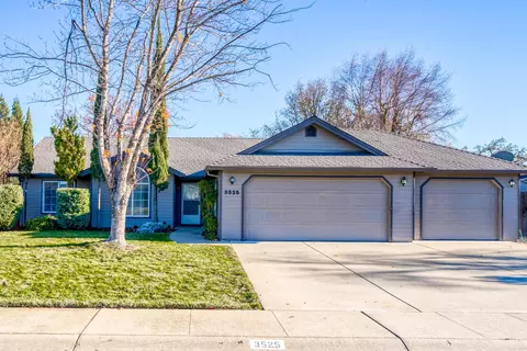 3525 Sunglow Dr, Redding, CA 96001 photo 1